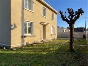 maison à la vente -   16400  VOEUIL ET GIGET, surface 105 m2 vente maison - UBI477256331